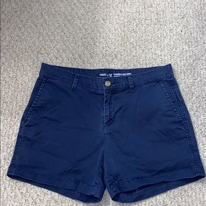 Woman’s khaki shorts